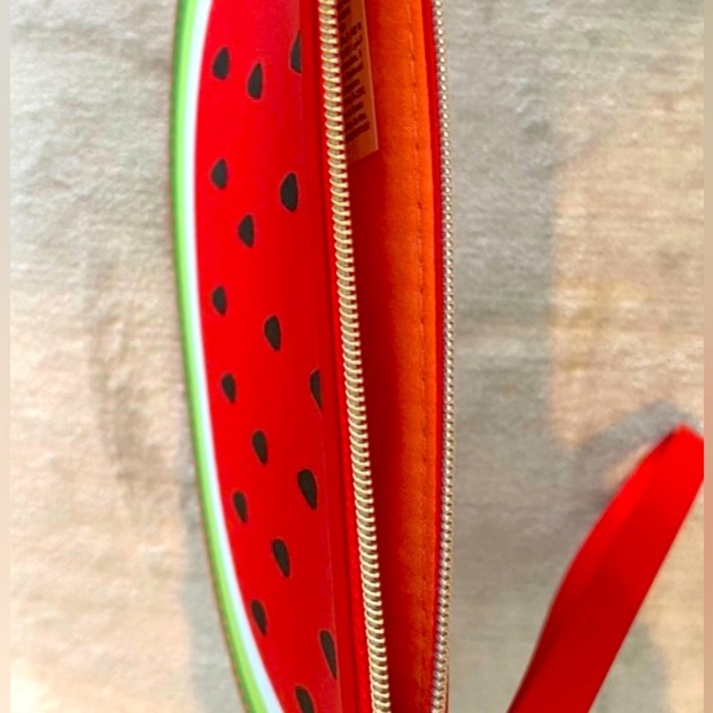 NWOT Cute Watermelon Slice Clutch Wristlet Bag Cute Fruit Vegan Leather Purse - Picture 2 of 2